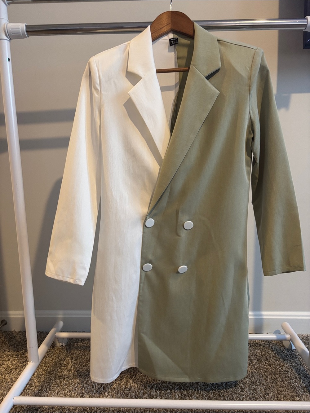 SHEIN Two-Tone Olive Green and White Double-Breasted Blazer